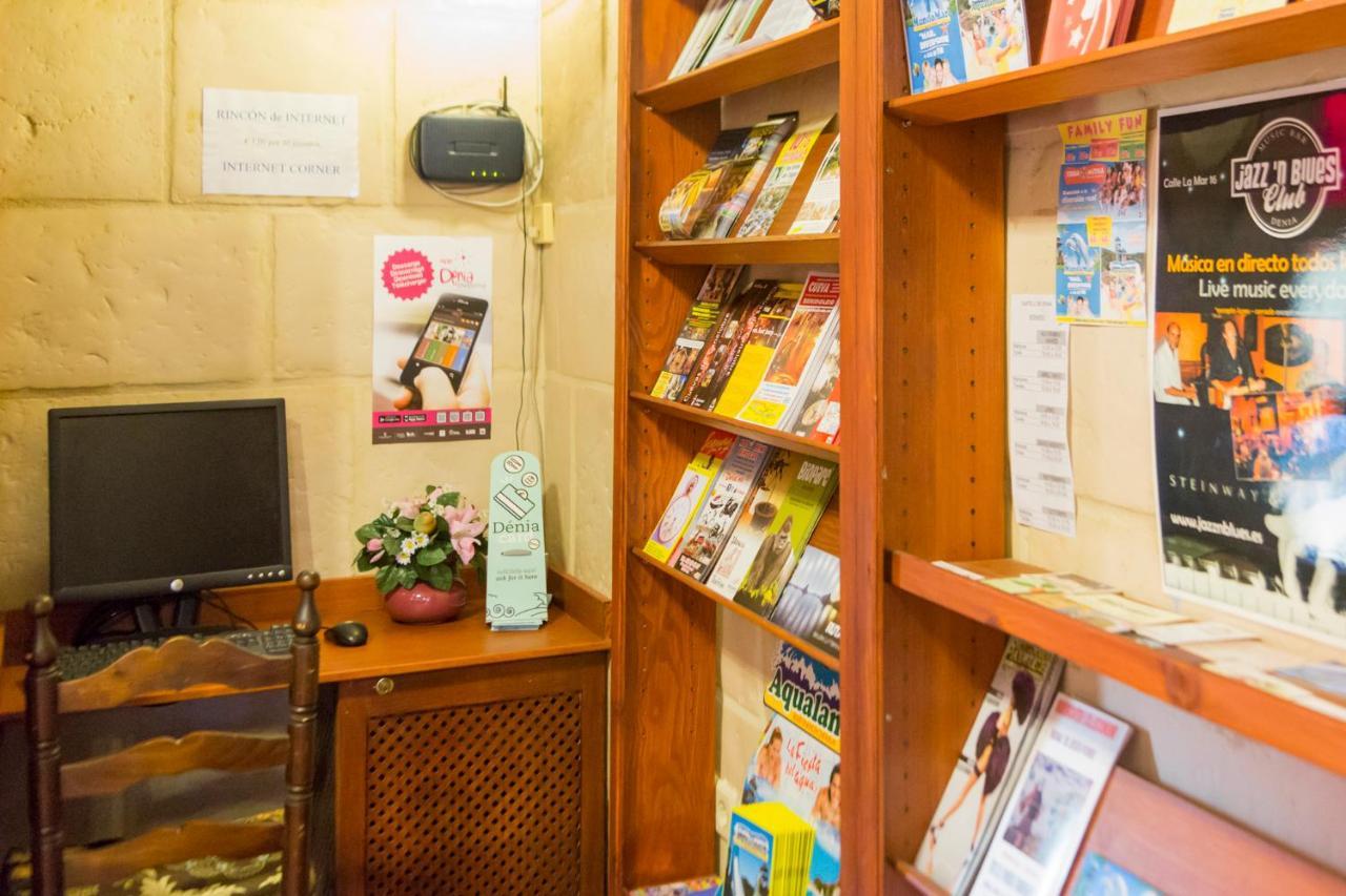 Hostal Loreto Denia Ngoại thất bức ảnh