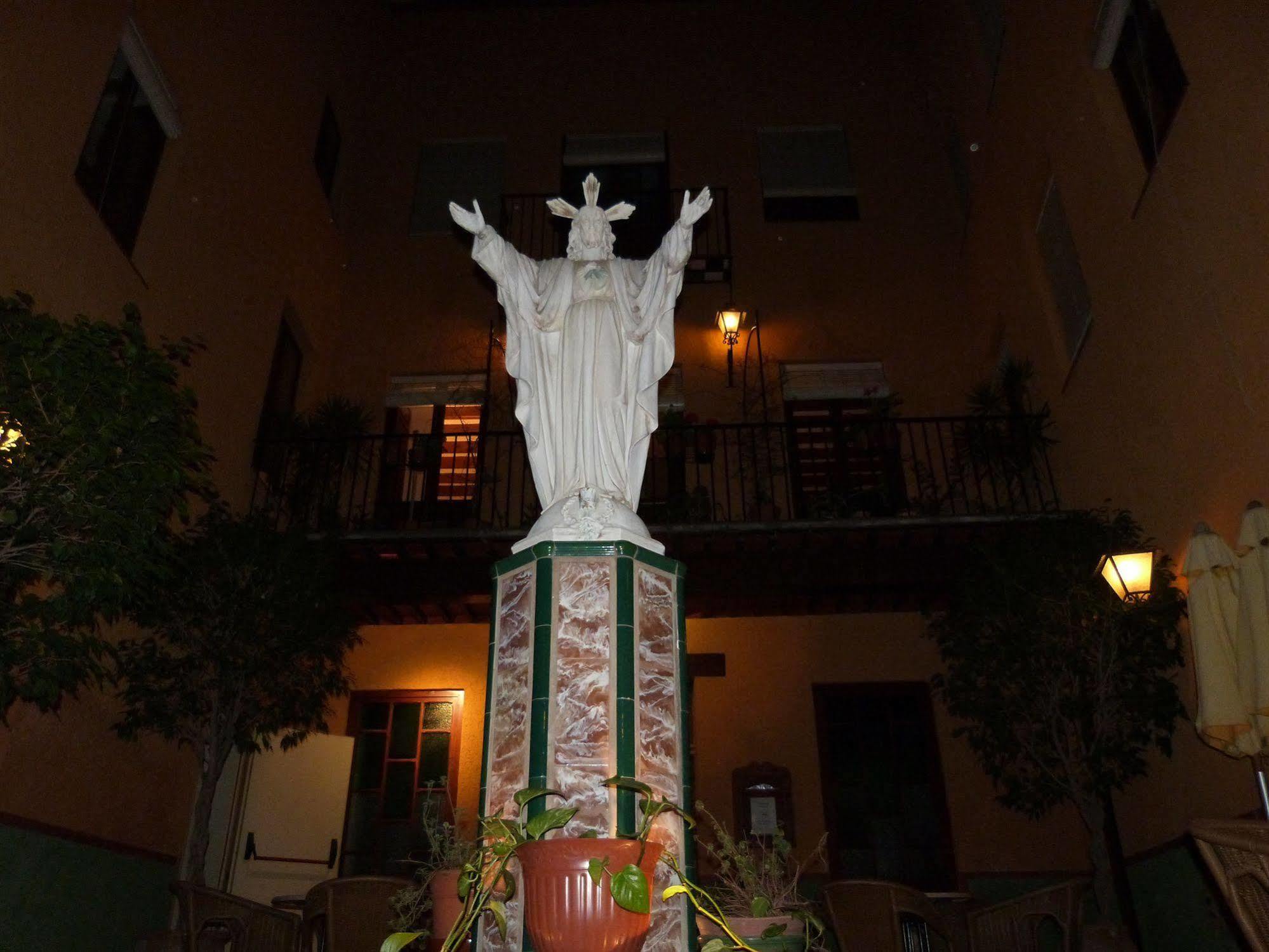 Hostal Loreto Denia Ngoại thất bức ảnh
